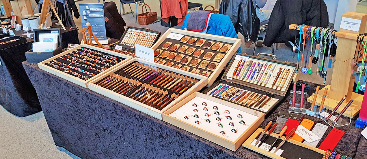 Stand am Kunsthandwerkermarkt Kongress am Park, Augsburg, © Manufaktur-Schwalm